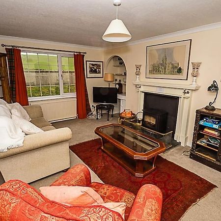 West Lodge 3 Bedrooms, Near Golf Course And River Turriff Exterior photo