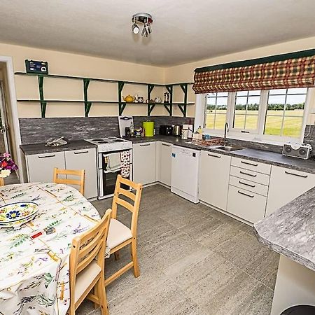 West Lodge 3 Bedrooms, Near Golf Course And River Turriff Exterior photo
