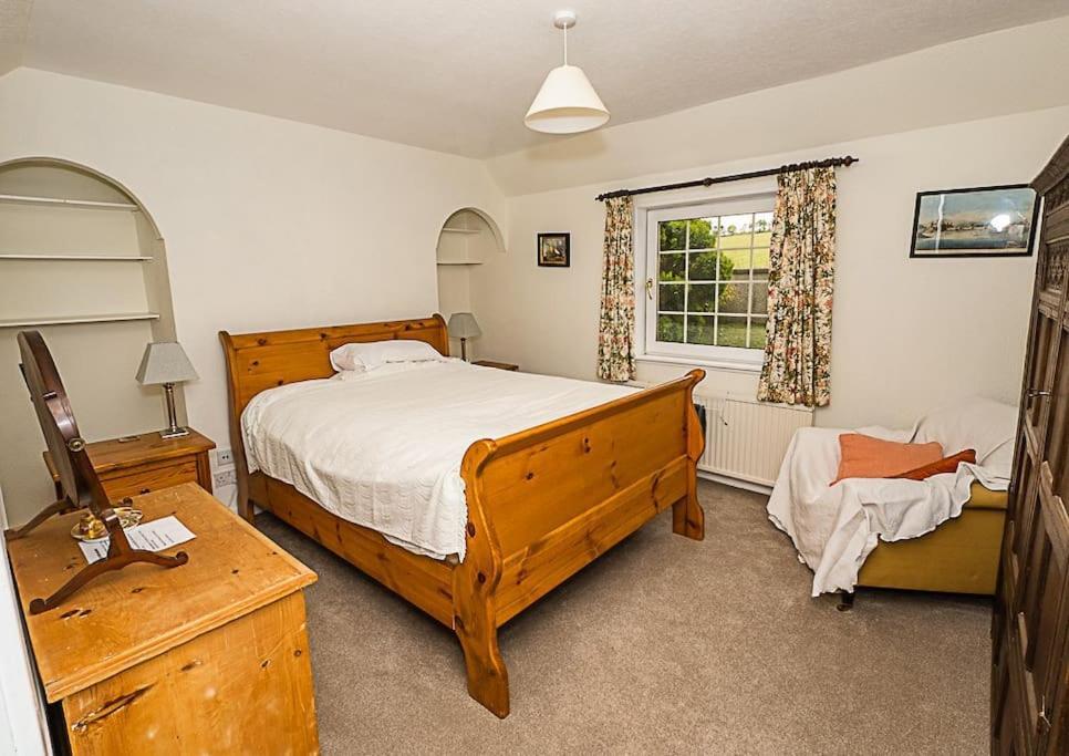 West Lodge 3 Bedrooms, Near Golf Course And River Turriff Exterior photo