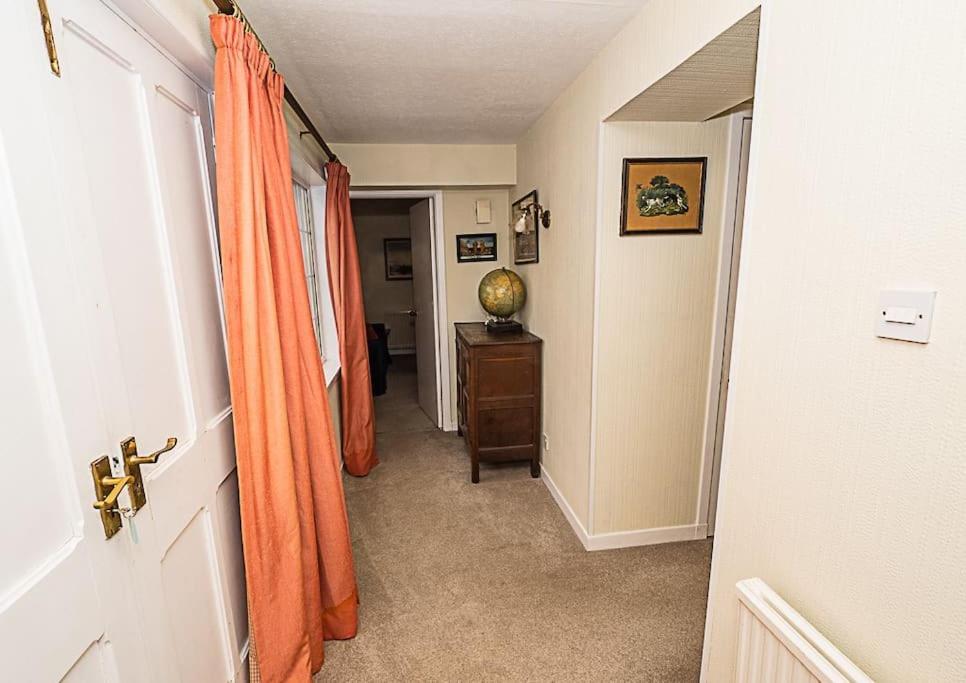West Lodge 3 Bedrooms, Near Golf Course And River Turriff Exterior photo