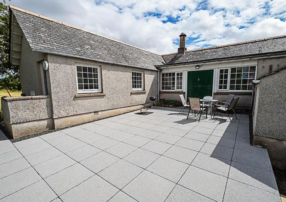 West Lodge 3 Bedrooms, Near Golf Course And River Turriff Exterior photo